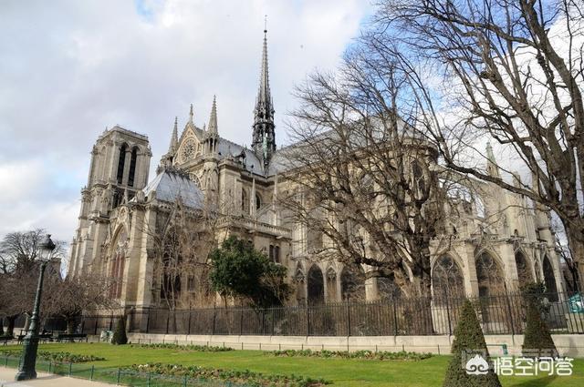 巴黎圣母院大火后很多人感到惋，巴黎圣母院是一所怎样的建筑？,第4张