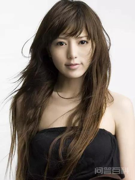 在日本是巨星级的藏族女歌手阿兰·达瓦卓玛唱功颜值都在线，为什么在中国火不起来？,第3张