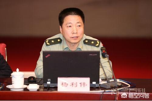 首位“航天英雄”杨利伟，被授予少将军衔副军级，现状又如何呢？,第4张